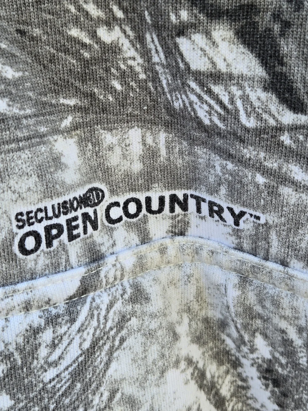 Predator Quest Camo Hoodie with Orange Eye Graphic Cabelas Large